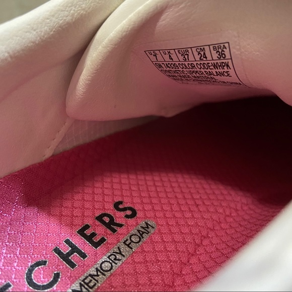 Worn once Size 7 Skechers Line Friends sneakers - Picture 3 of 5